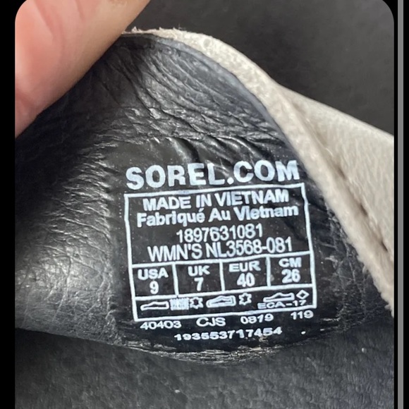 Sorel kinetic impact sandals size 9 - Picture 6 of 8